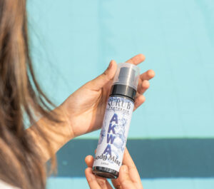 AKWA Body Mist | Unisex Long-Lasting Fragrance with White Tea, Lotus, Cedarwood & Aquatic Notes | Refreshing & Travel-Friendly 100ml